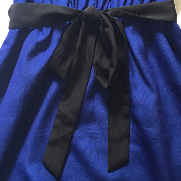 Express Dress - Picture 7 of 8